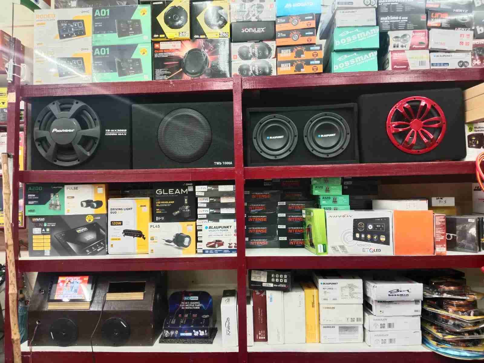 Car Decoration and Accessory image 2